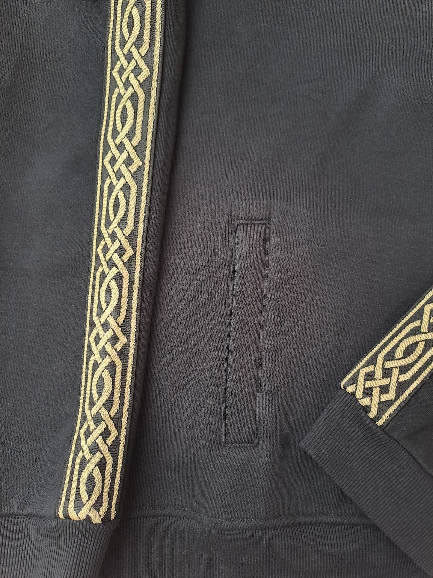BLACK TRACKSUIT SET